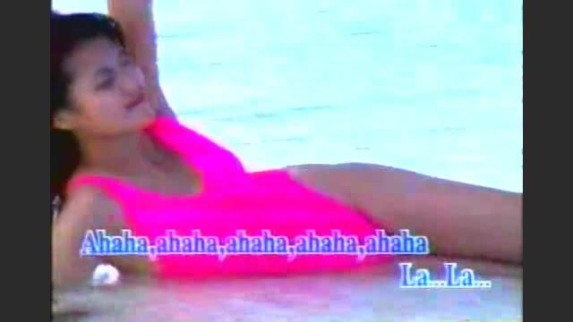 Wild Honey Honey Rides On The Beach For New Neighbor To Make Her Sex Tape!